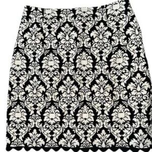 Chic Sixtg Alice Black and White Floral Mini Skirt with Rik Rack Trim